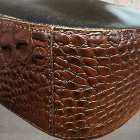 Brahmin Crocc Embossed Leather Shoulder Bag - Picture 6 of 12